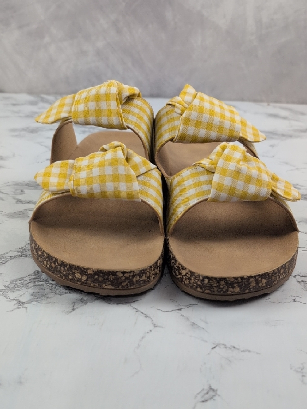 Comfort Est. 1946 Yellow Gingham Bow Slide Sandals - Size 10

​ - Picture 2 of 7